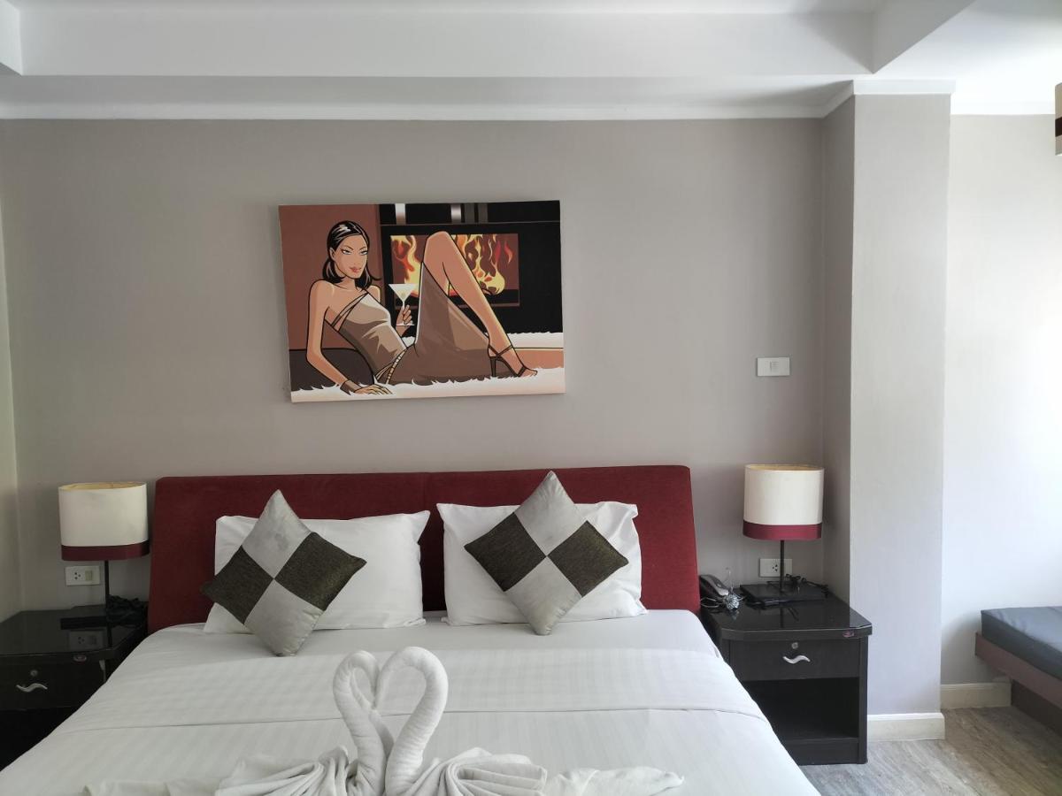 Kata Beach Studio Phuket Eksteriør billede